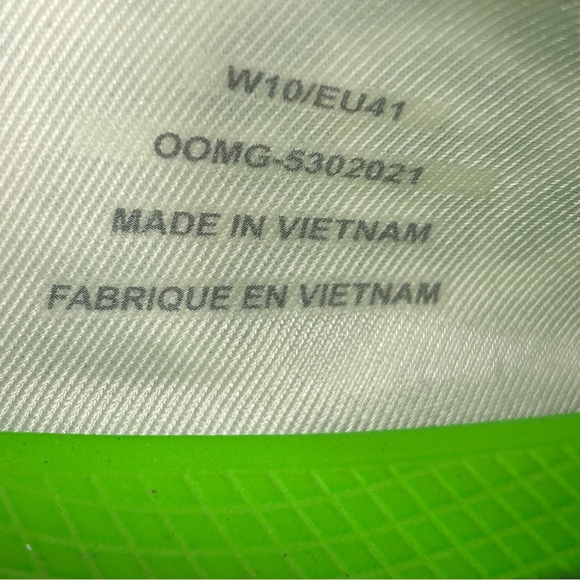 Oofos Oomg EeZee Low Cheetah Print Slip-On Comfort Recovery Walk Shoes Women 10 - Picture 7 of 7